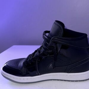 Air Jordan 1 space